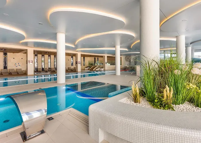 Piaskowa Elegancja F302- Basen Fitness Bawialnia Garaż W Cenie -polanki Aqua - *